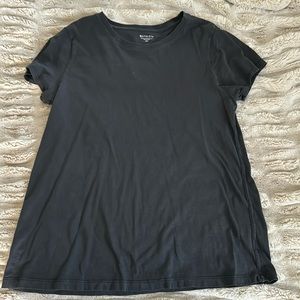Athleta short sleeve tee. women’s XLT